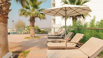 KeyRock Living -  Luxe Escape with Pool