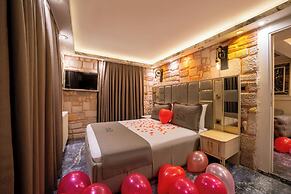REN PLUS SUİTES OTEL