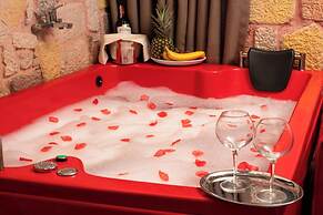 REN PLUS SUİTES OTEL