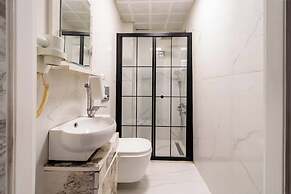REN PLUS SUİTES OTEL