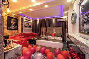REN PLUS SUİTES OTEL