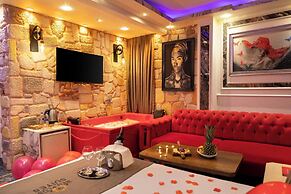 REN PLUS SUİTES OTEL