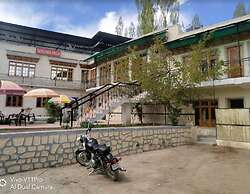Cheerful Villa