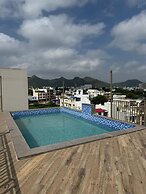 Hotel Acksia Inn