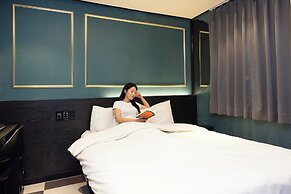 Hotel Daily