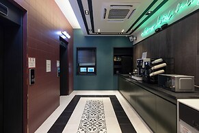 Hotel Daily
