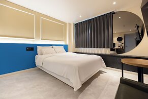Hotel Daily
