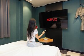 Hotel Daily