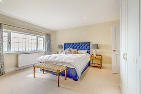Underhill House