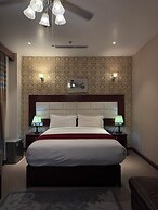 RATNA HOTEL