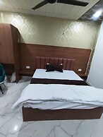 Ajmer Oasis hotel and club