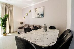 Spacious 1BR with Balcony in JLT
