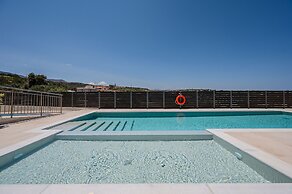 3a's Family Luxury Villa