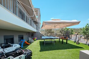3a's Family Luxury Villa