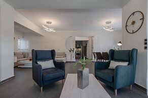 3a's Family Luxury Villa