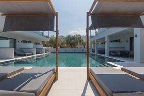 Alora Luxury Suites