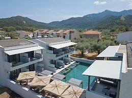 Alora Luxury Suites