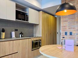 w Marvelous Loft in Polo