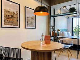 w Marvelous Loft in Polo