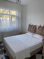 AĞA KONUK EVİ