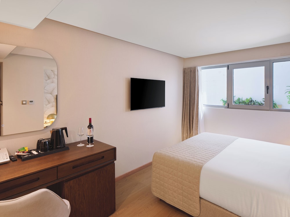 Great Athens Hotel