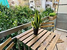 Studio for 2 Near Syngrou Fix Metro Station