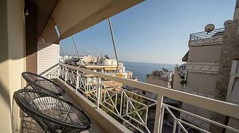 Piraeus Cozy Apartment for 4 Persons