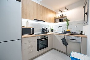 Piraeus Cozy Apartment for 4 Persons