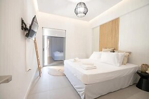 Piraeus Cozy Apartment for 4 Persons
