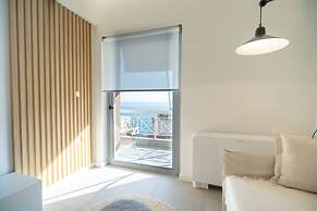 Piraeus Cozy Apartment for 4 Persons