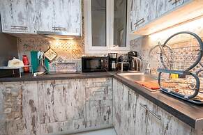 Cozy Apartment for 4 Persons at Pasalimani