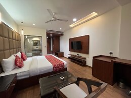 Hotel The crystal Park