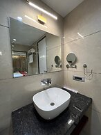 Hotel The crystal Park