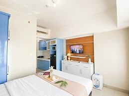 Restful Studio Apartment At Springlake Summarecon Bekasi