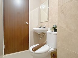 Modern Look And Cozy 2Br Apartment Transpark Cibubur