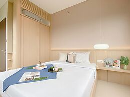 Modern Look And Cozy 2Br Apartment Transpark Cibubur