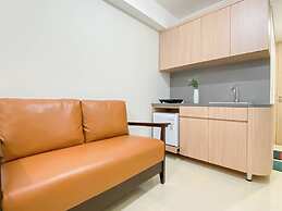 Comfy Studio Room At Meikarta Apartment