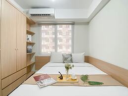 Comfy Studio Room At Meikarta Apartment
