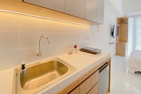 Best Studio Room At Tokyo Riverside Pik 2 Apartment