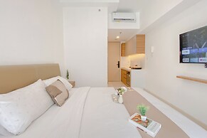 Best Studio Room At Tokyo Riverside Pik 2 Apartment