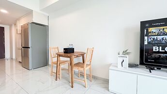 Cozy 2Br With Extra Room At Sky House Bsd Apartment