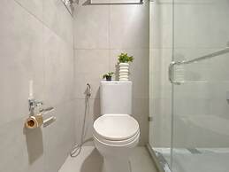 Spacious And Homey Studio Apartment At Pollux Chadstone