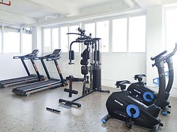 Best Deal Studio At De Prima Apartment