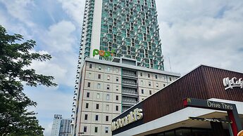 Spacious And Modern Studio Apartment Tree Park City Bsd
