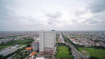 Stunning Comfy Studio Apartment Near Merr At Bale Hinggil