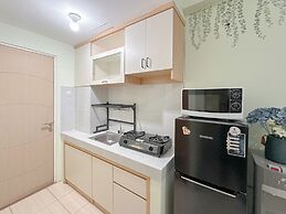 Stunning Comfy Studio Apartment Near Merr At Bale Hinggil