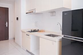 Comfy And Minimalist 2Br Apartment Sky House Bsd