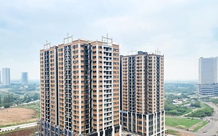 Warm And Cozy 2Br Meikarta Apartment