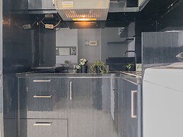 Nice And Homey Studio Apartment At Kemang Mansion