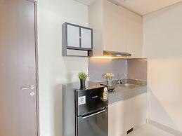 Homey And Tranquil 2Br Apartment Transpark Cibubur